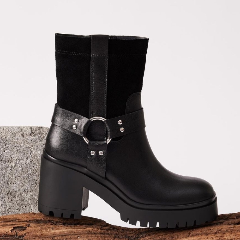 Blondo women waterproof boots size 8
